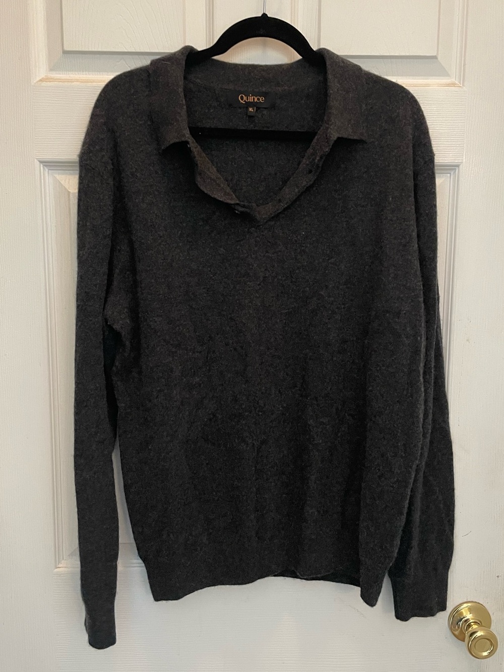 Quince Men's Cashmere Charcoal Collared Sweater